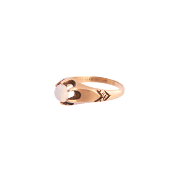 Victorian 14K Gold Moonstone Ring