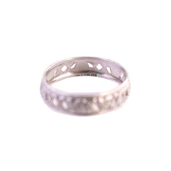 Sterling Floral Heart Patterned Band