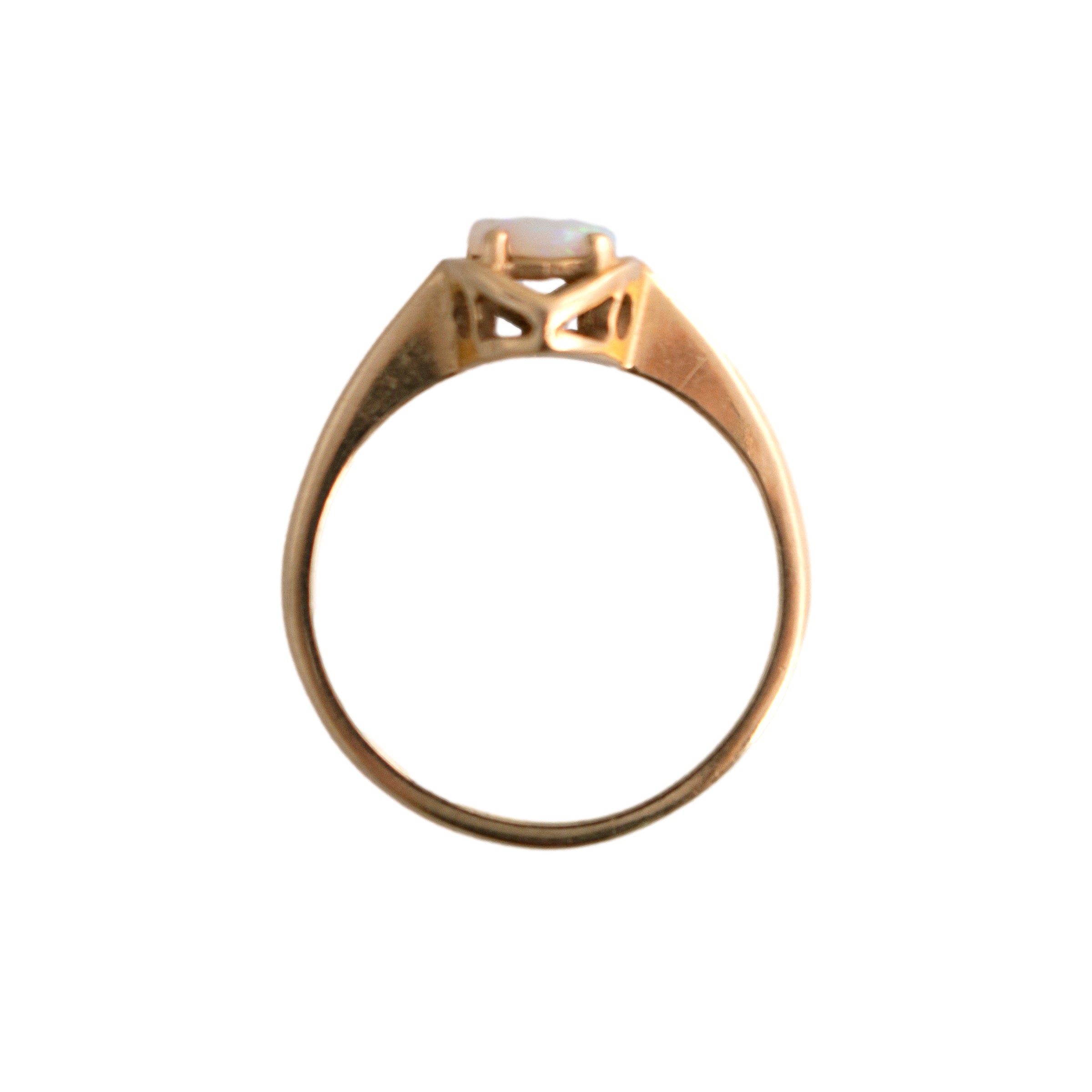Vintage 10k Gold Opal Ring