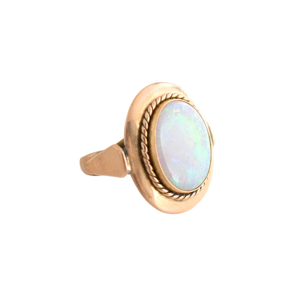 18K Gold Opal Ring