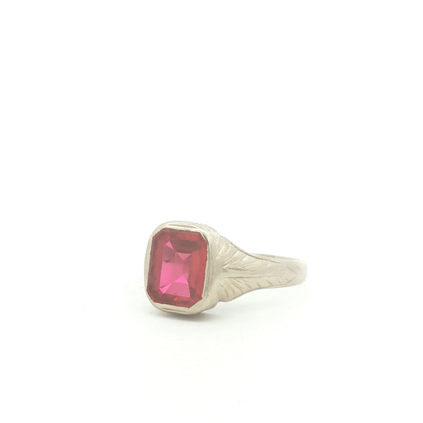 Etched White Gold Ring with Synthetic Ruby