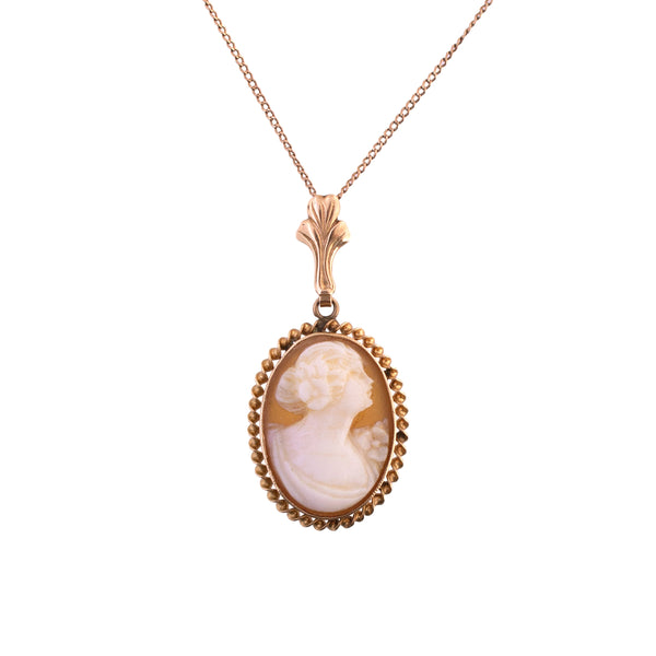 10K Gold Shell Cameo Necklace