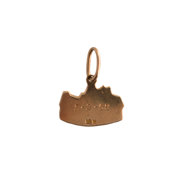 14K Gold Antique Village Scene Charm