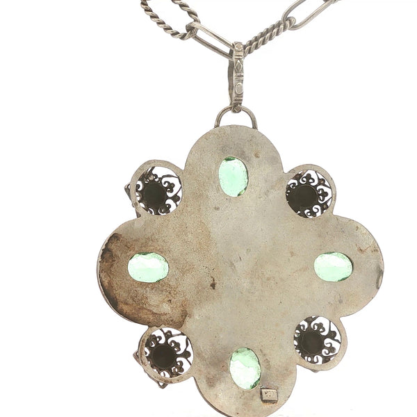 800 Silver Green Stone Pendant on Chain