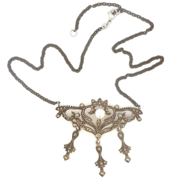 Dark Duchess Necklace